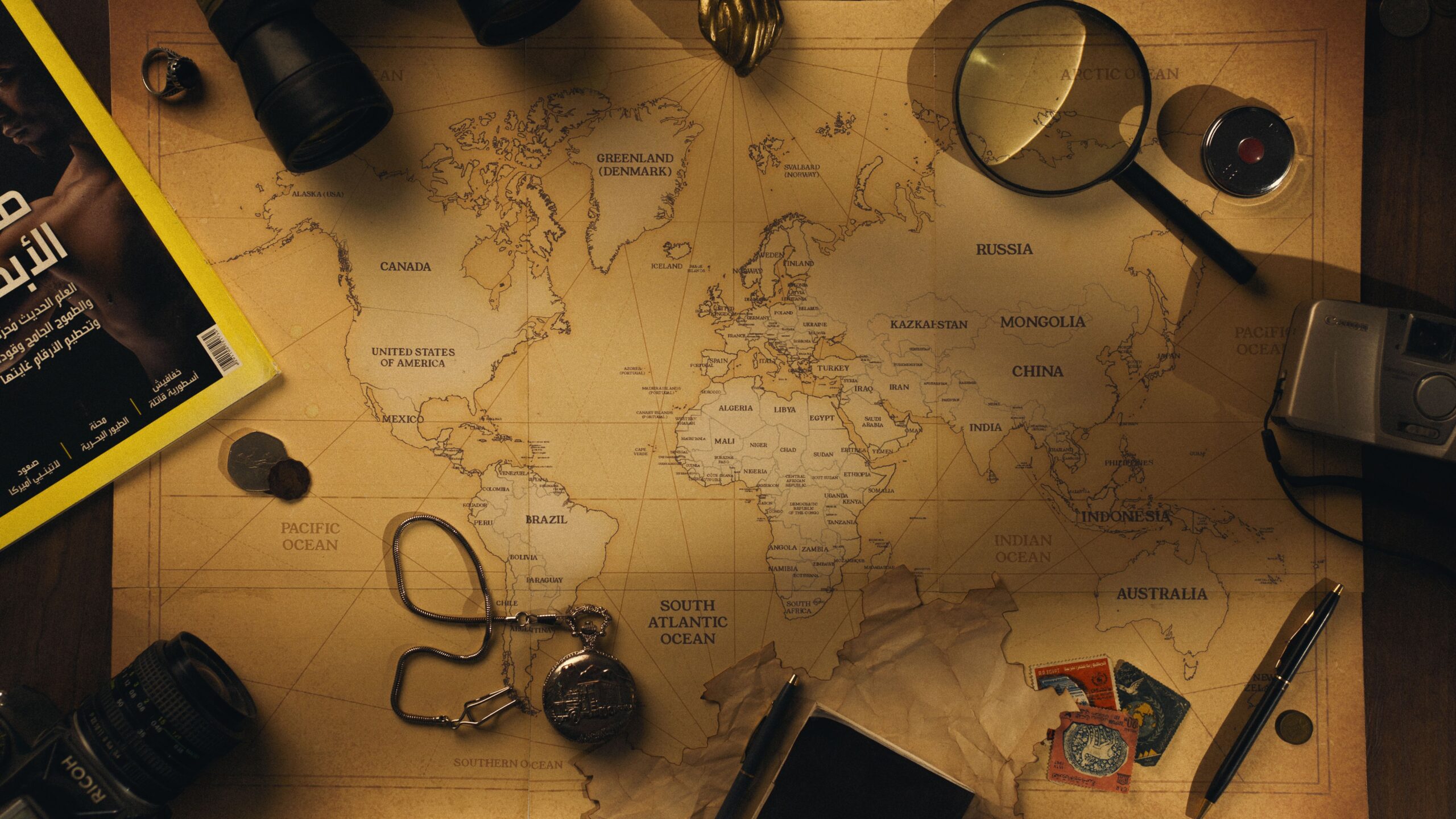 Magnifying glass and tools for grading collectibles