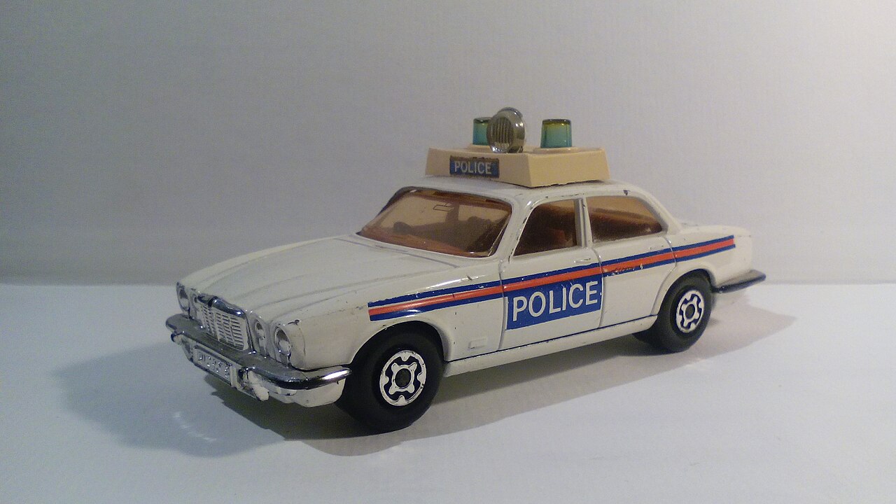 Matchbox and Hot Wheels Packaging Differences That Change Collector Value 3 Matchbox Jaguar police car