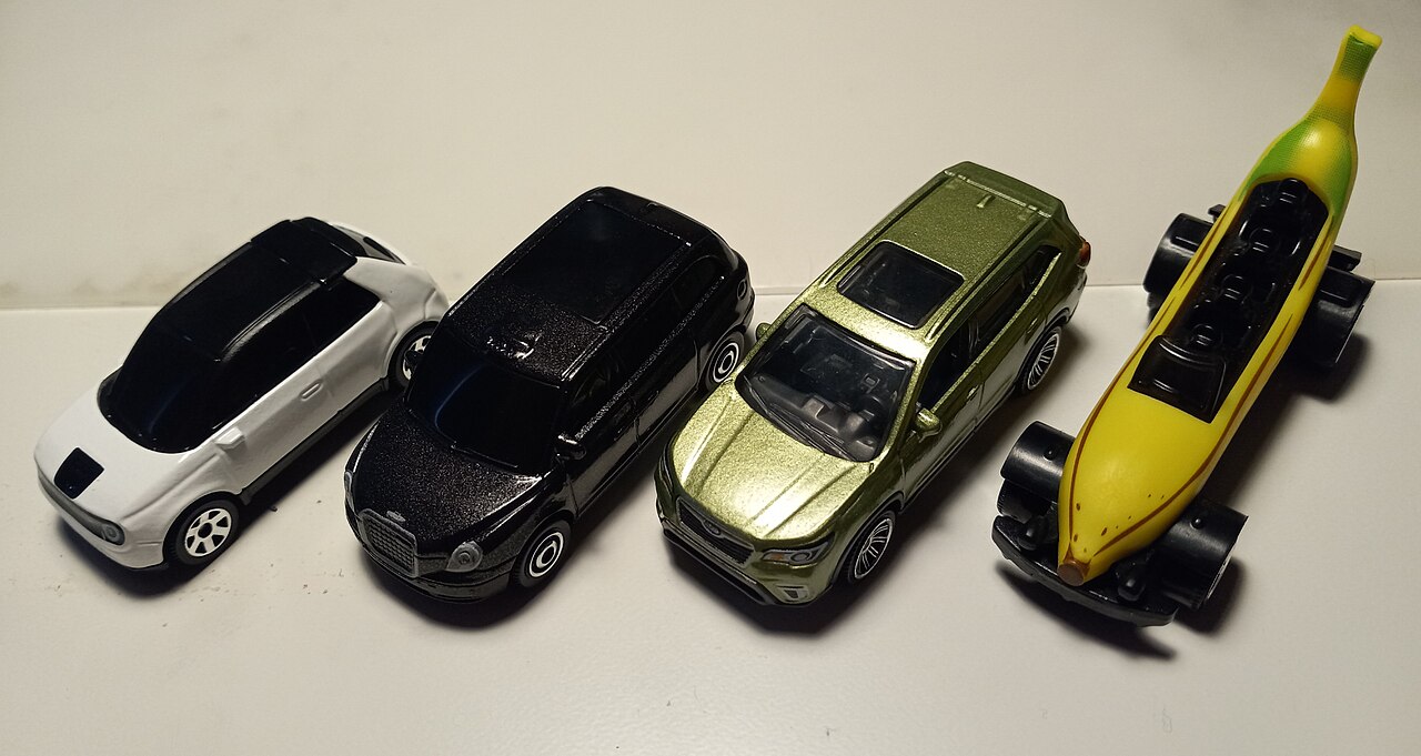 Matchbox and Hot Wheels Packaging Differences That Change Collector Value 1 Matchbox toy cars collection